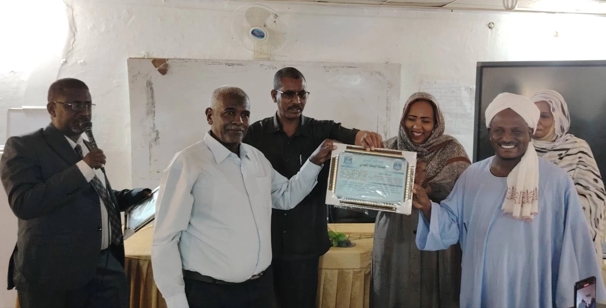 عمادة البحث العلمي بجامعة الإمام المهدي تُكرم الباحثين المتميزين في الجامعة