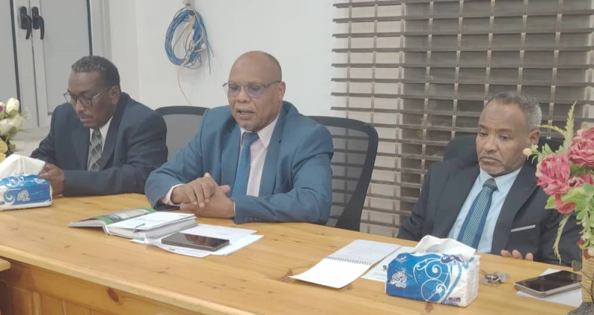 مجلس عمداء الكليات بجامعة الإمام المهدي يناقش الإستعدادات لقبول الطلاب الجدد